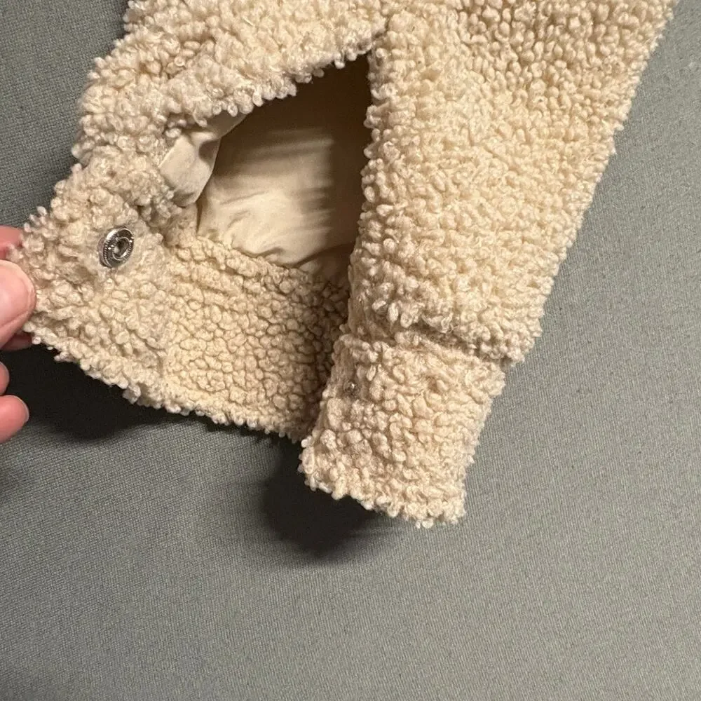 H&M Divided Cropped‎ Teddy Jacket Size Small Beige - Picture 11 of 14